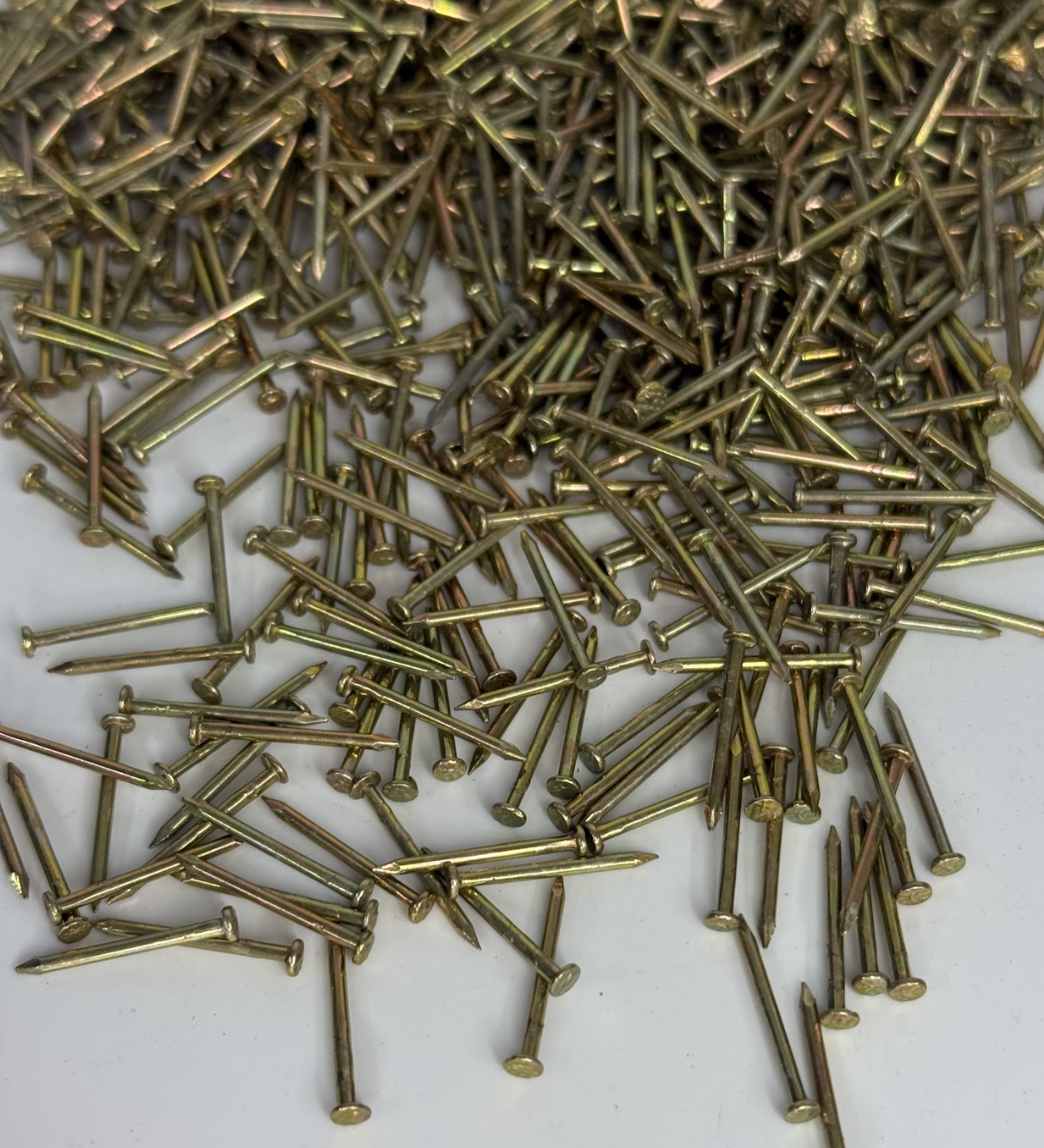 Pregos com Acabamentos Personalizados